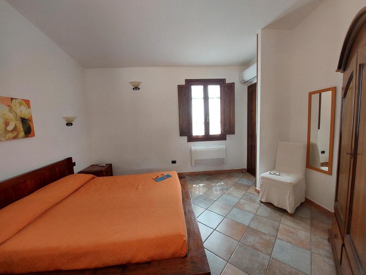 Hotel La Corte Rosada Villasimius Eksteriør bilde