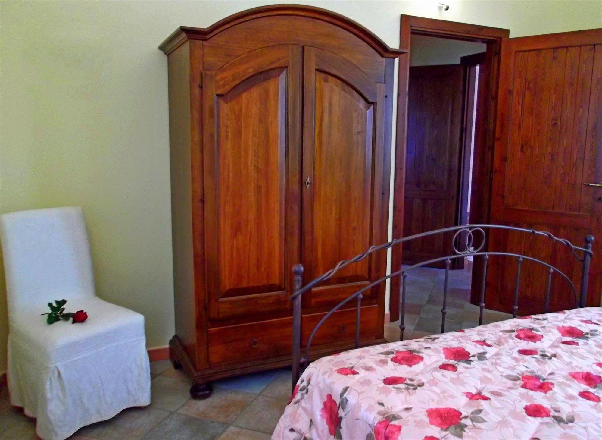 Hotel La Corte Rosada Villasimius Eksteriør bilde