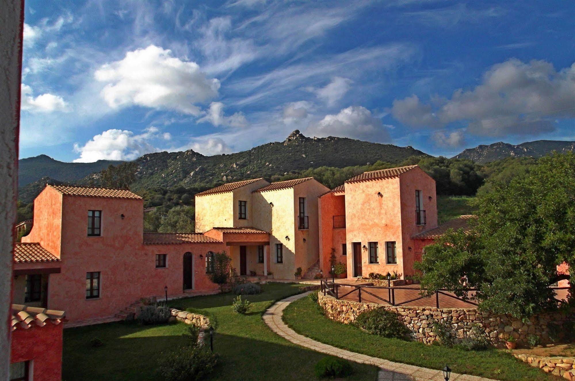 Hotel La Corte Rosada Villasimius Eksteriør bilde